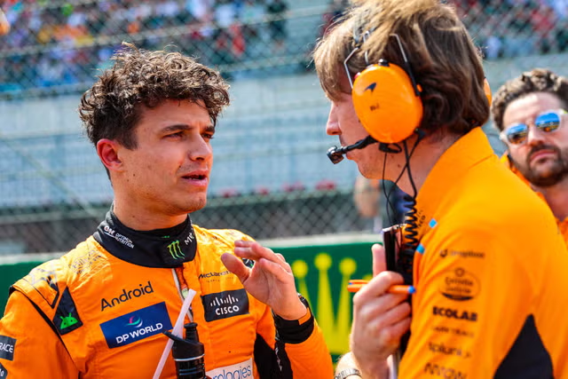 Lando Norris Domina Singapur y Revive la Pelea por el Título