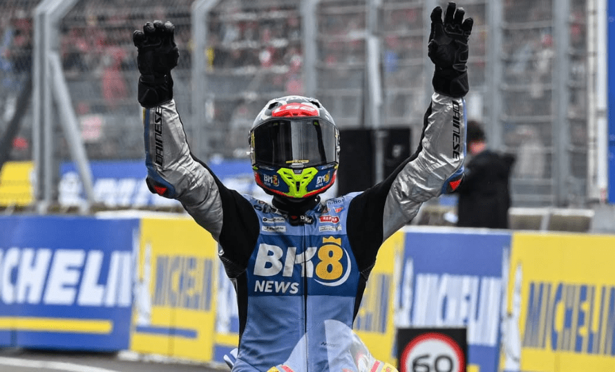 MotoGP Silverstone 2025: Todo listo para una nueva batalla sobre el asfalto británico
